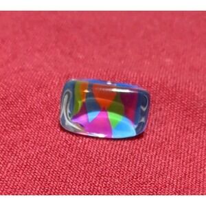 Vintage Lucite Acrylic‎ Ring